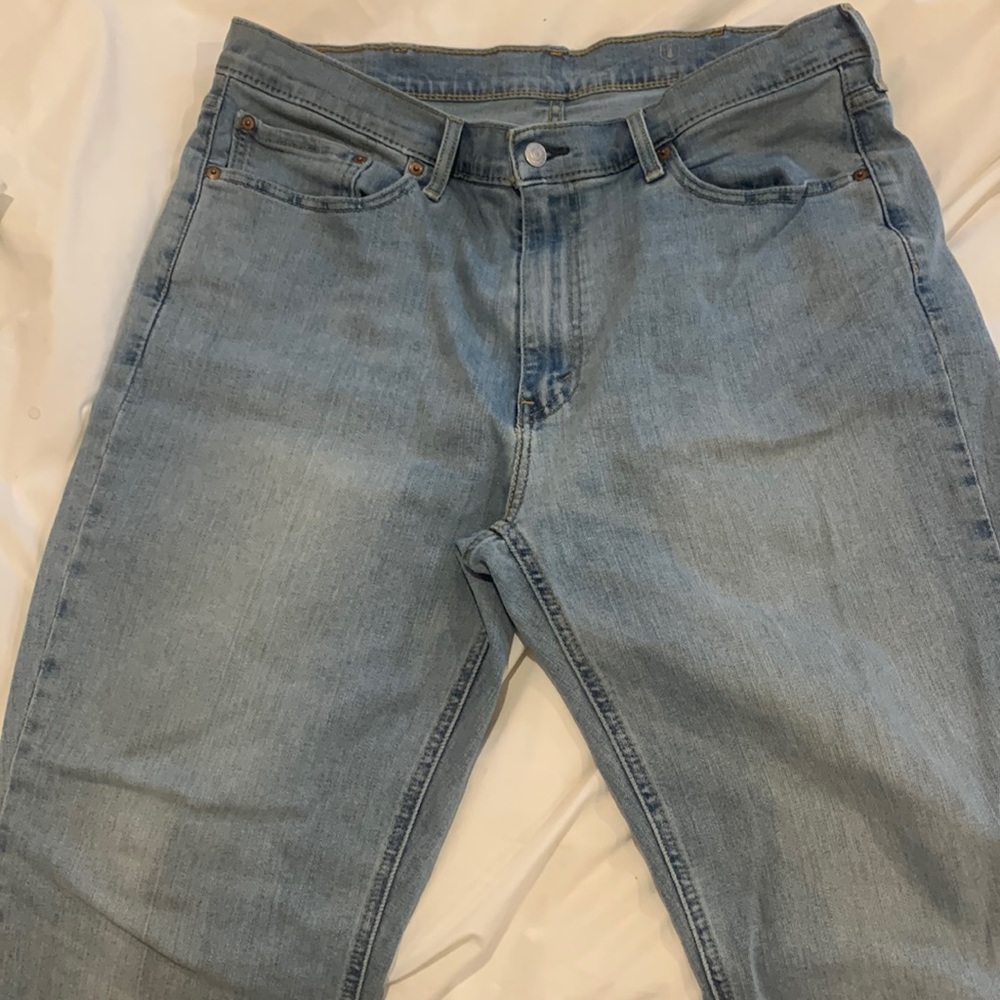 Levis jeans